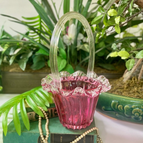 Mid-Century Modern Hand Blown Lead Crystal Cranberry Basket - Picture 9 of 11